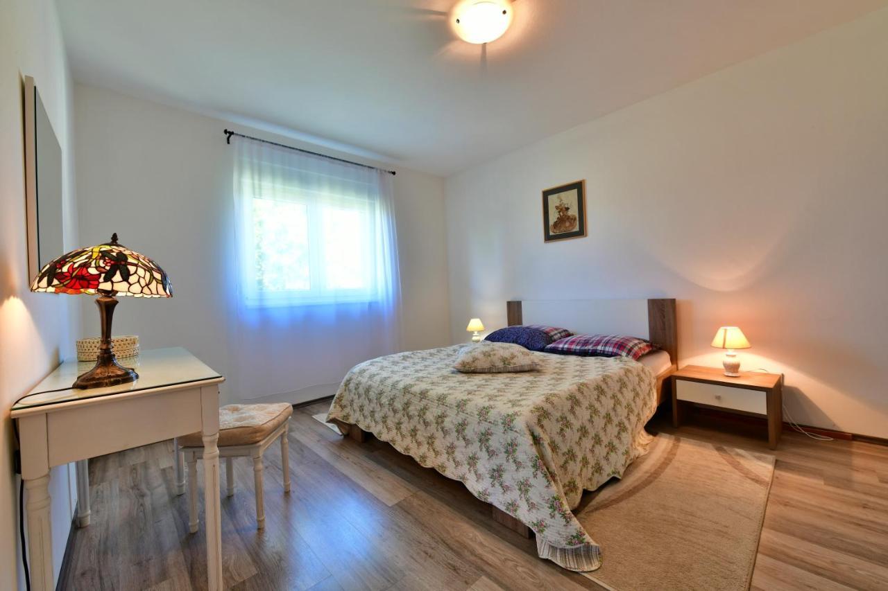 Apartament Kuca Za Odmor Roby Saborsko Zewnętrze zdjęcie