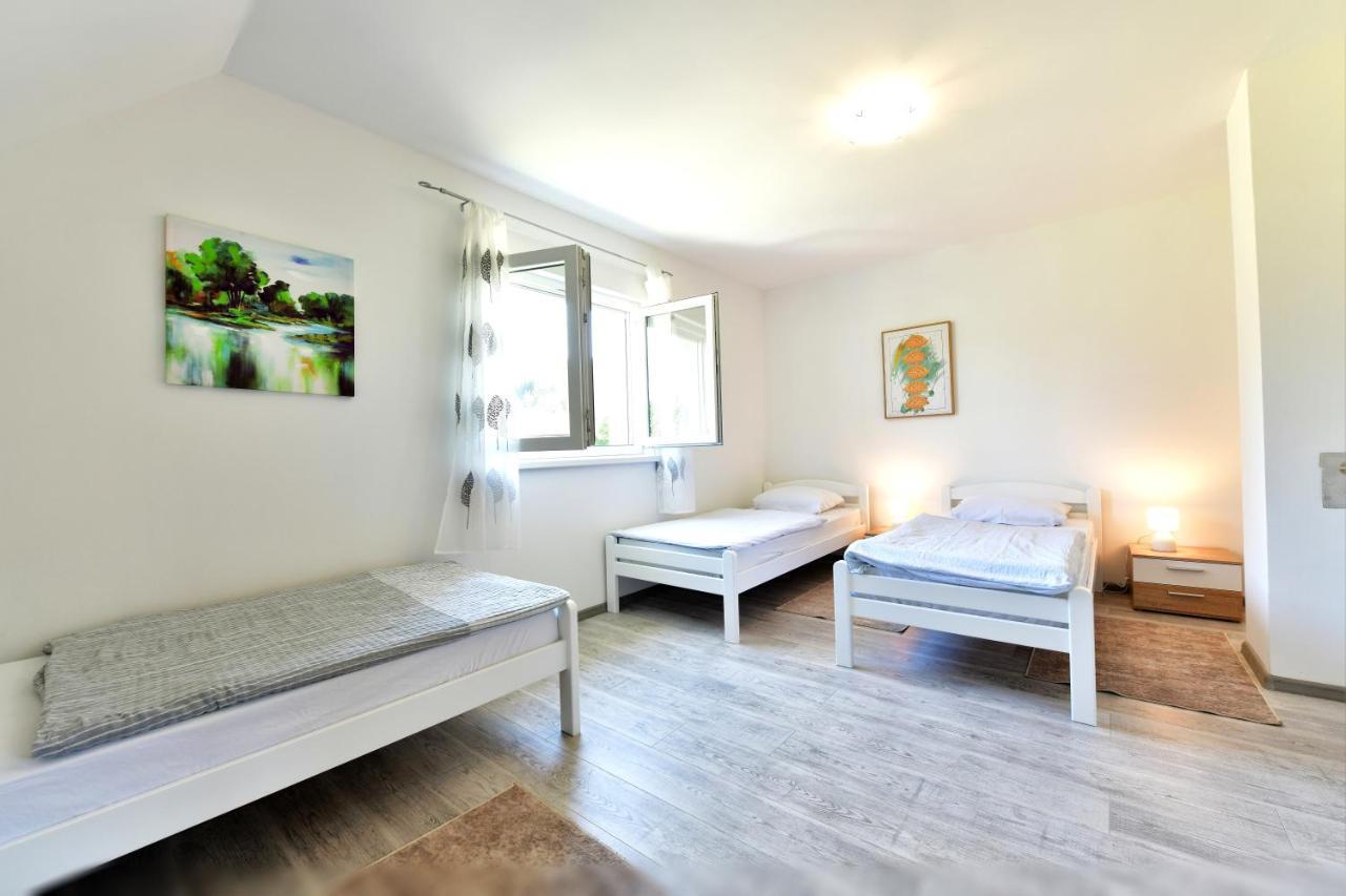 Apartament Kuca Za Odmor Roby Saborsko Zewnętrze zdjęcie