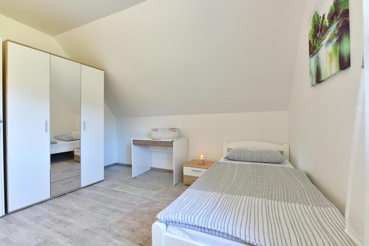 Apartament Kuca Za Odmor Roby Saborsko Zewnętrze zdjęcie