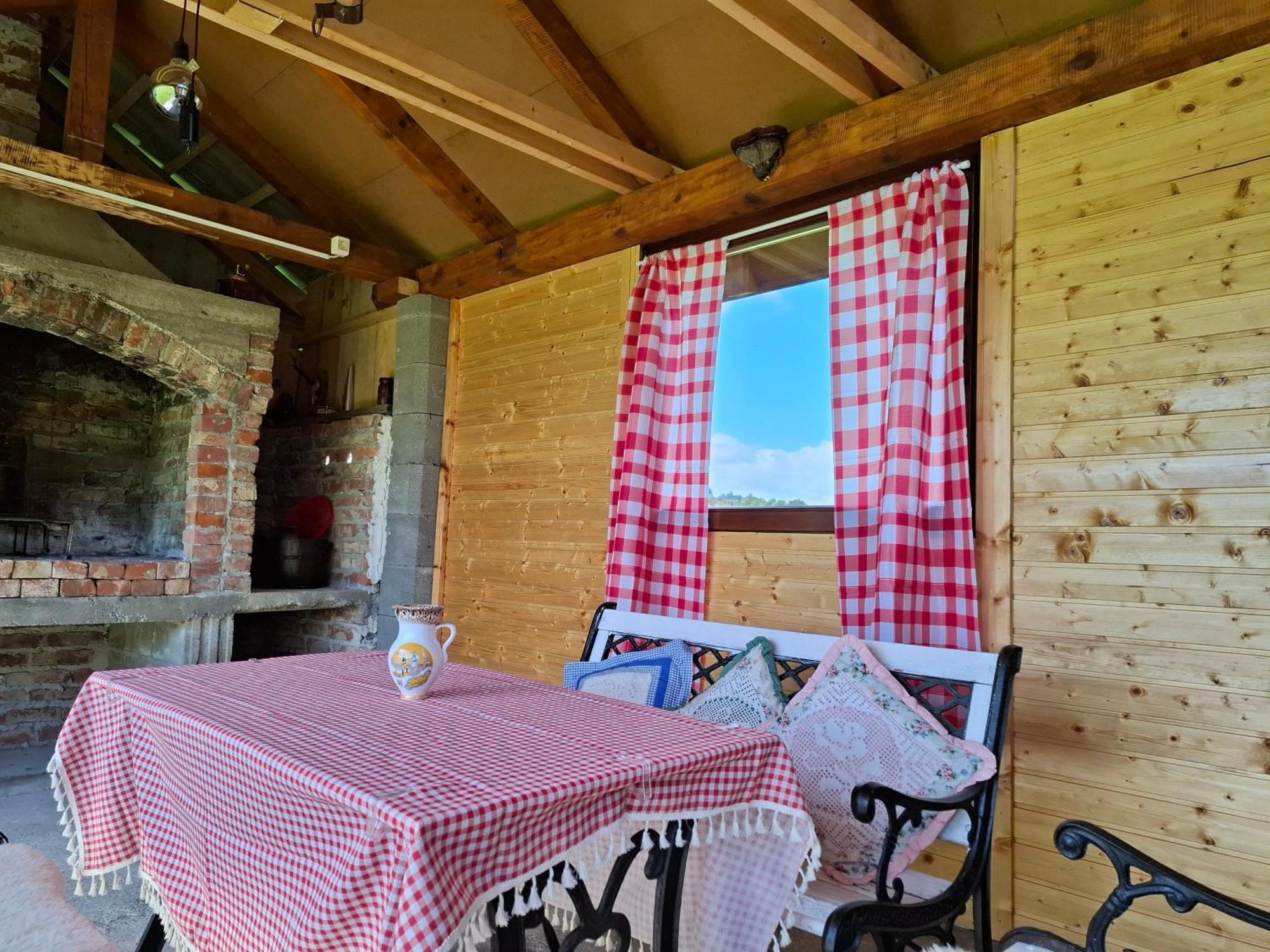 Apartament Kuca Za Odmor Roby Saborsko Zewnętrze zdjęcie